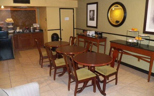 Vagabond Inn Executive Bakersfield Downtowner