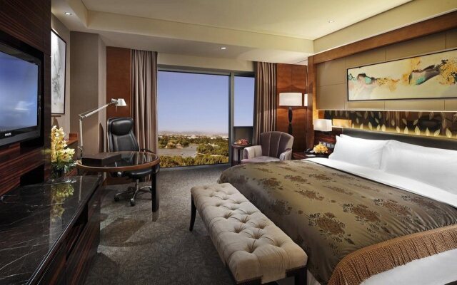 Lake View Hotel