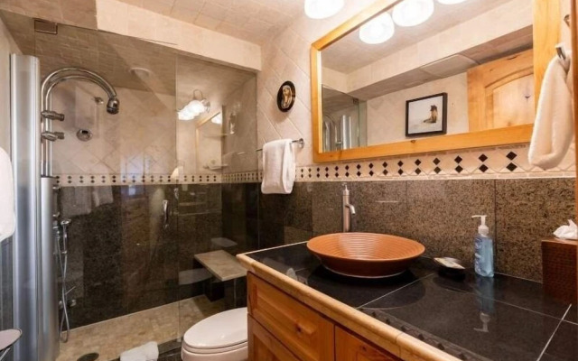 Nine Vail Road Condos Professionally-Managed in Vail Short Walk to Gondola by RedAwning