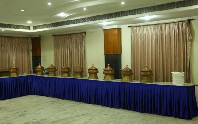 Hotel Priya Palace