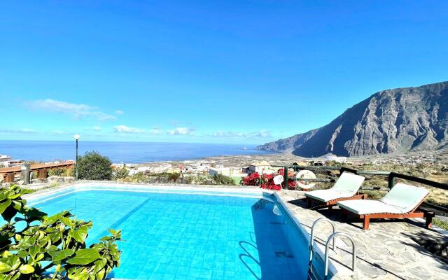 Apartment in a rural house, wonderful ocean view in El Hierro