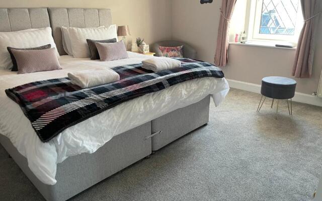 Whinburn Guest House