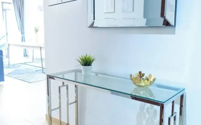Deluxe Furnished 2br On Jbr With Balcony