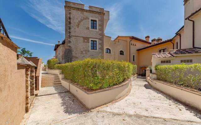 The Tower With Amazing View Shared Pool