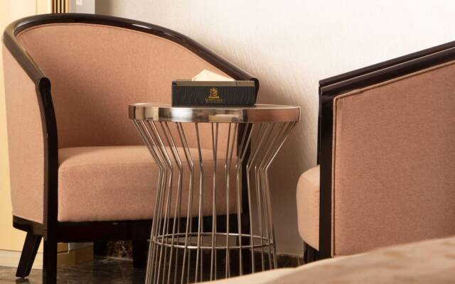 The Wells Carlton Hotel and Apartments