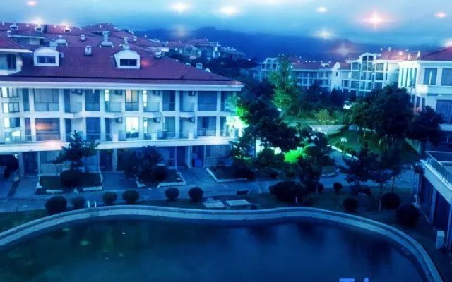 Lianyungang Liandao Yanyangtian Holiday Center