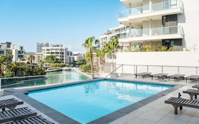 Stylish Retreat With Marina Views at Juliette 307