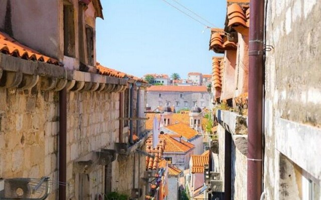 Two Friends Dubrovnik Palace