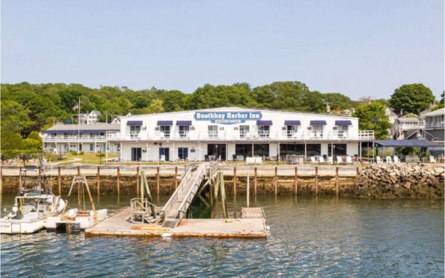 Boothbay Harbor Inn