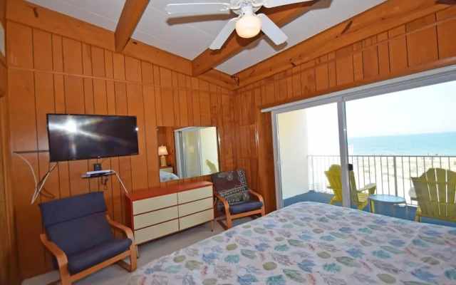 Sea Edge 3 3 Bedroom Townhouse by RedAwning