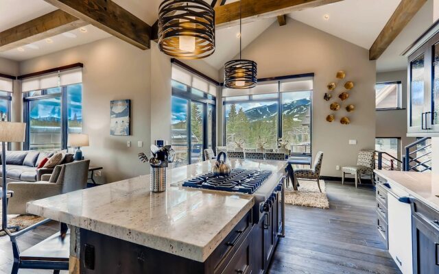 Disconnect at the Breck Connect