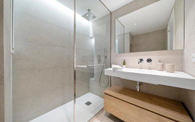 Hauzify I Apartament Westland