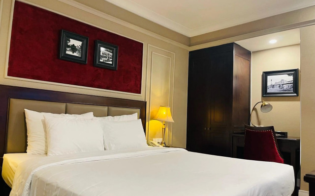 Hotel du Monde