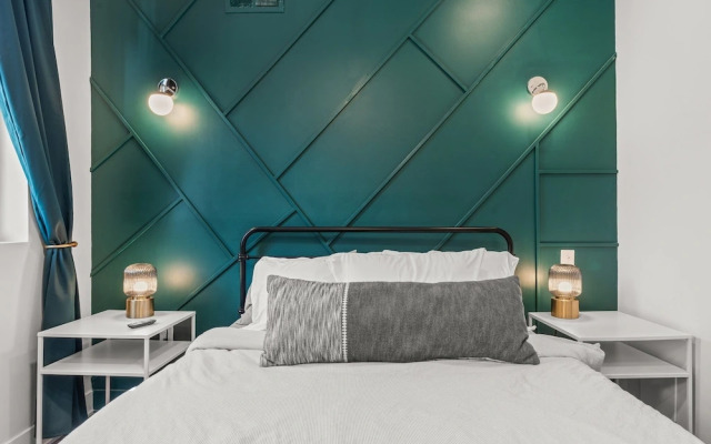Stylish-Near Stadiums&Nightlife-GameRoom