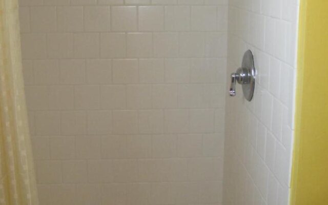 Travel Inn and Suites