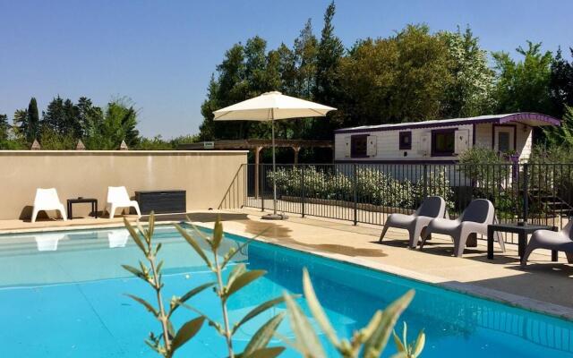 Des roulottes en Provence. Appartement