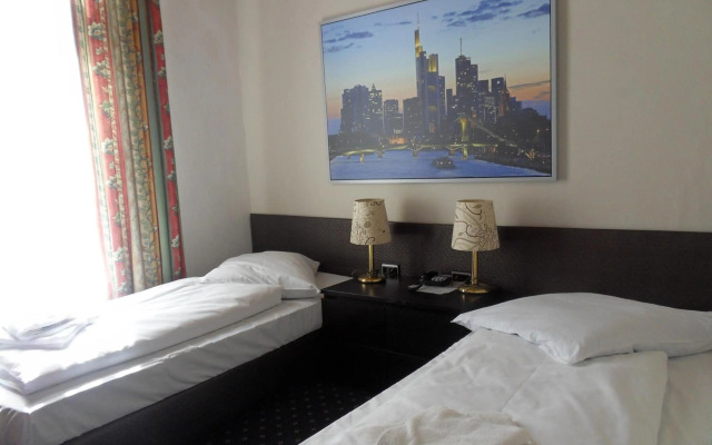 Hotel Carlton