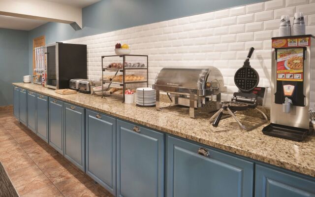Country Inn & Suites by Radisson, Grand Rapids, MN