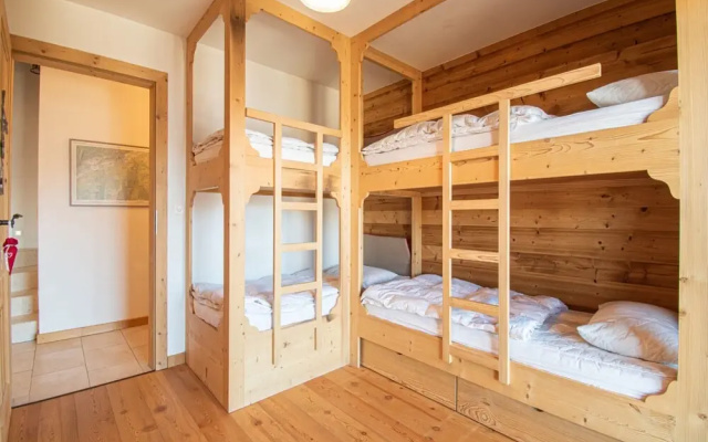 Chalet in Veysonnaz With hot tub