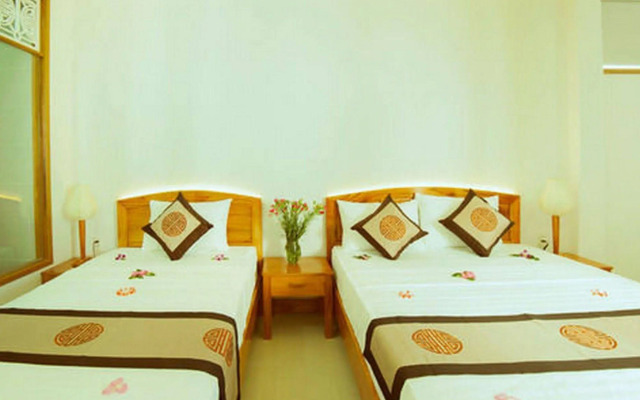 Riverside Plum Garden Homestay