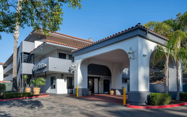 Days Inn By Wyndham Encinitas Moonlight Beach