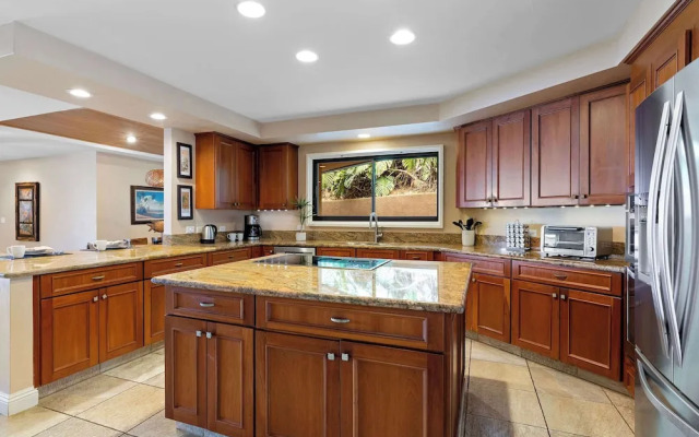 Hale Nene Pool, Hot Tub & Ocean Views!