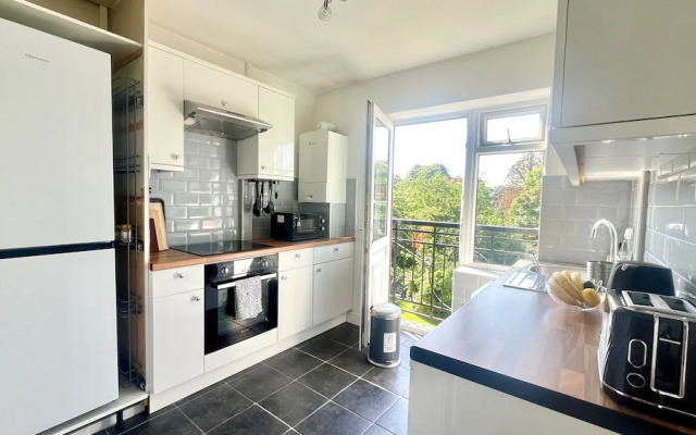 Modern 1 Bedroom Apt In Maidenhead Nr River Thames