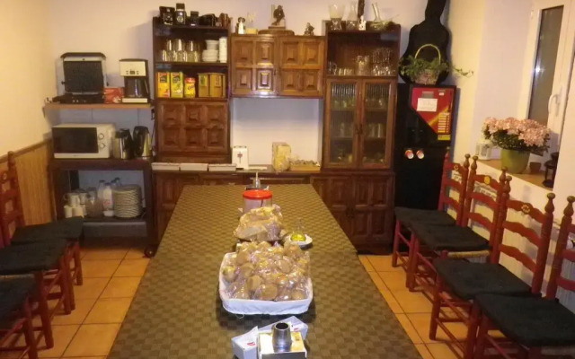 Albergue El Alfar/Pilgrim Hostel