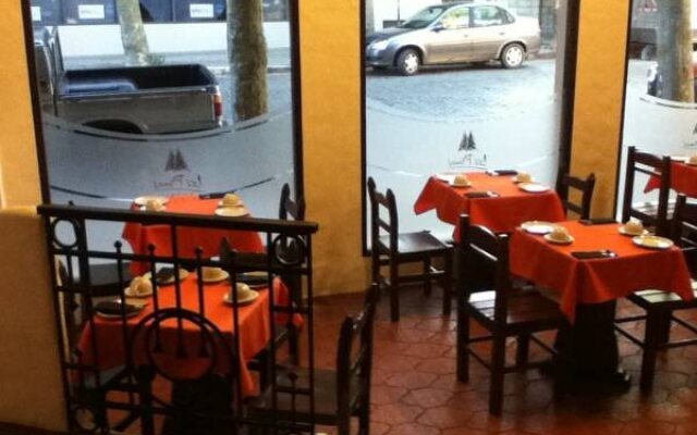 Hotel Los Pinos