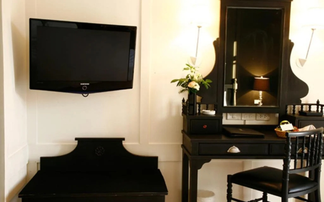 The Heritage Baan Silom Hotel