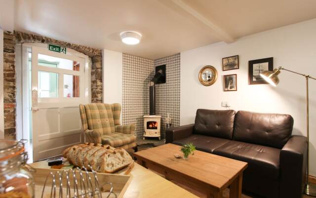 Moville Boutique Hostel
