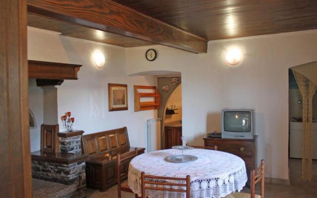 Appartamenti La Tartufaia Country house pool and relax By Gardadomusmea