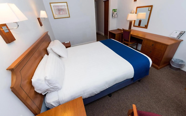 Holiday Inn NEWPORT by IHG