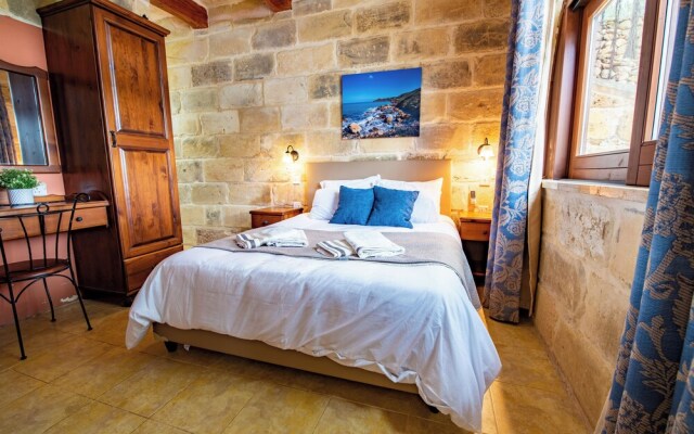 Villa Soldanis 6 Bedroom Villa With Private Pool