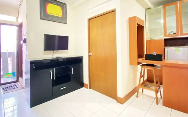 Spacious 2Br At Gateway Ahmad Yani Cicadas Apartment
