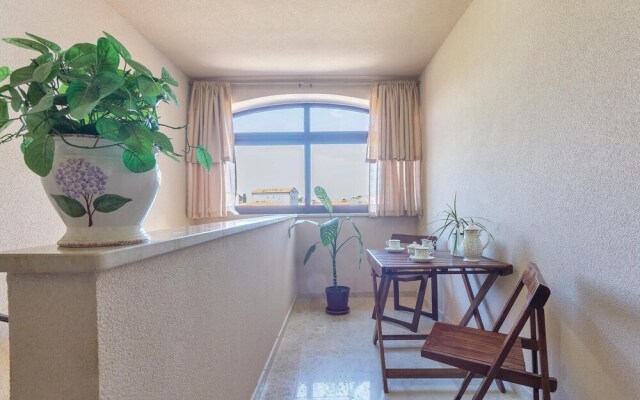 Awesome Apartment in Valbandon With 3 Bedrooms and Wifi
