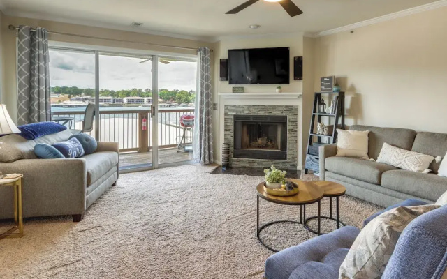 Lake Views + Pool Access: Condo in Osage Beach!