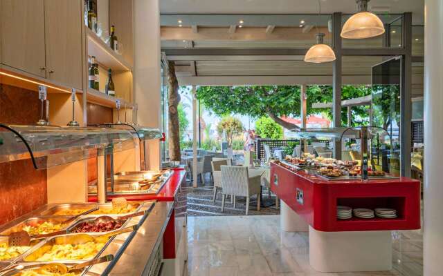 Kyma Suites Beach Hotel