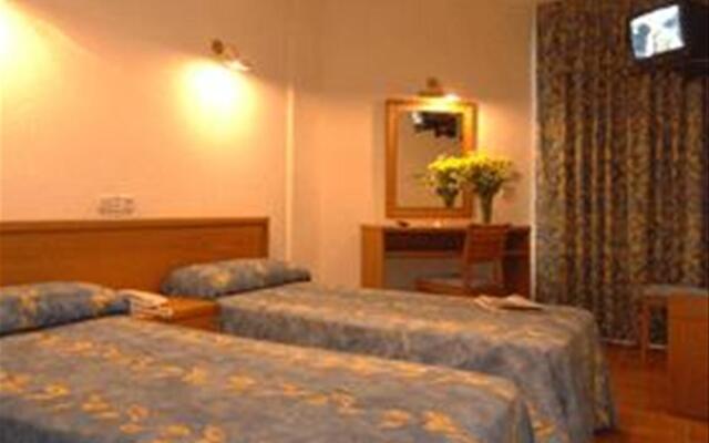 Hotel Noy