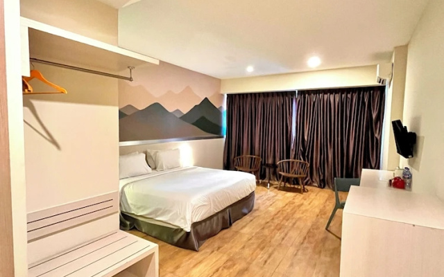 Serra Hotel Batam – Guest Rooms – Batam