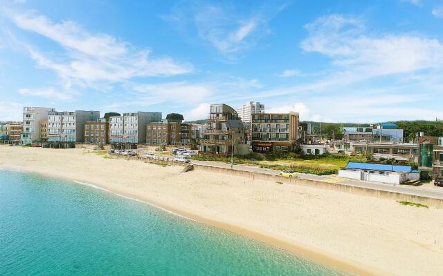 Goseong Romiet Pension