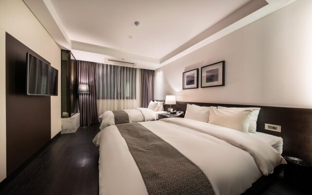 Iruda Hotel