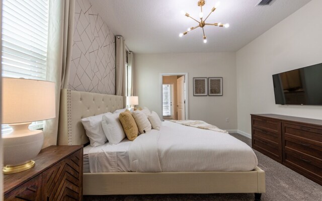 840dsd-the Retreat At Championsgate 7 Bedroom Home by RedAwning