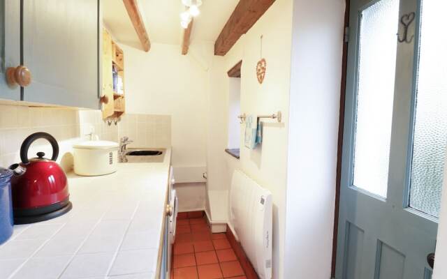 6 Gellilydan Terrace