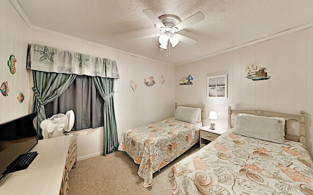237apabe 2 Bedroom Condo