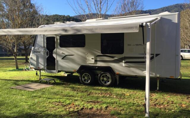 Discovery Parks - Bright