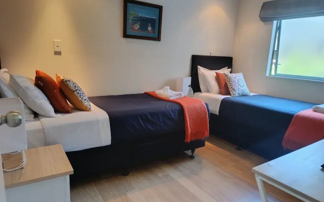 Paihia Beach Front 2 bedroom Apartment
