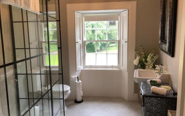 Branxholme Castle (Bed & Breakfast)