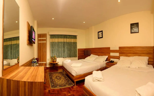 Hotel Grand Palace – Guest Rooms – Dindigul