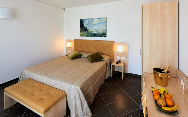 Bolgheri Marina Resort ex Varo Village